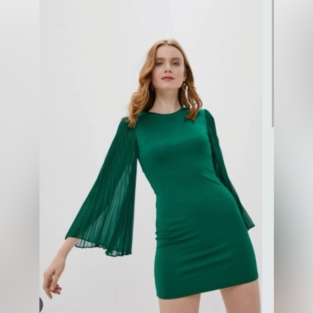 Alice + Olivia NWT Zaya Pleated Butterfly Long Sleeve Stretch Mini Dress